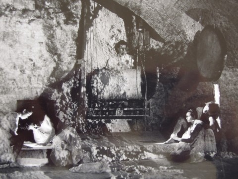 Auf Photo und Aufnahme: Cornelia Blume, Manuela Brugger (auch beim  Lied der Antigone), Maria Feund, Alexandra Liedtke, Anna Siegrot, David Fischer, Andreas Robertz und Christian Dähn (Perk.)